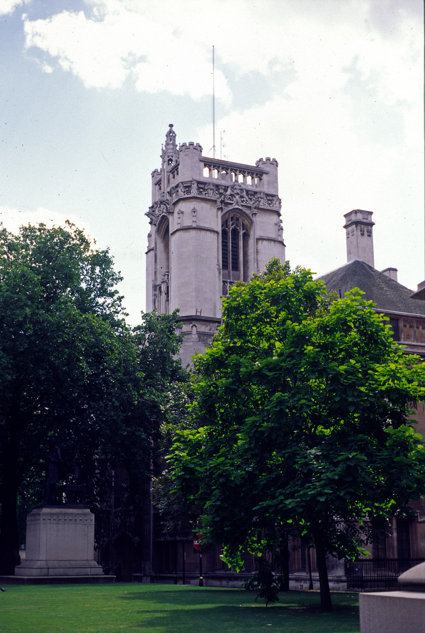 05-08-03, 016, Westminster Abbey London, UK