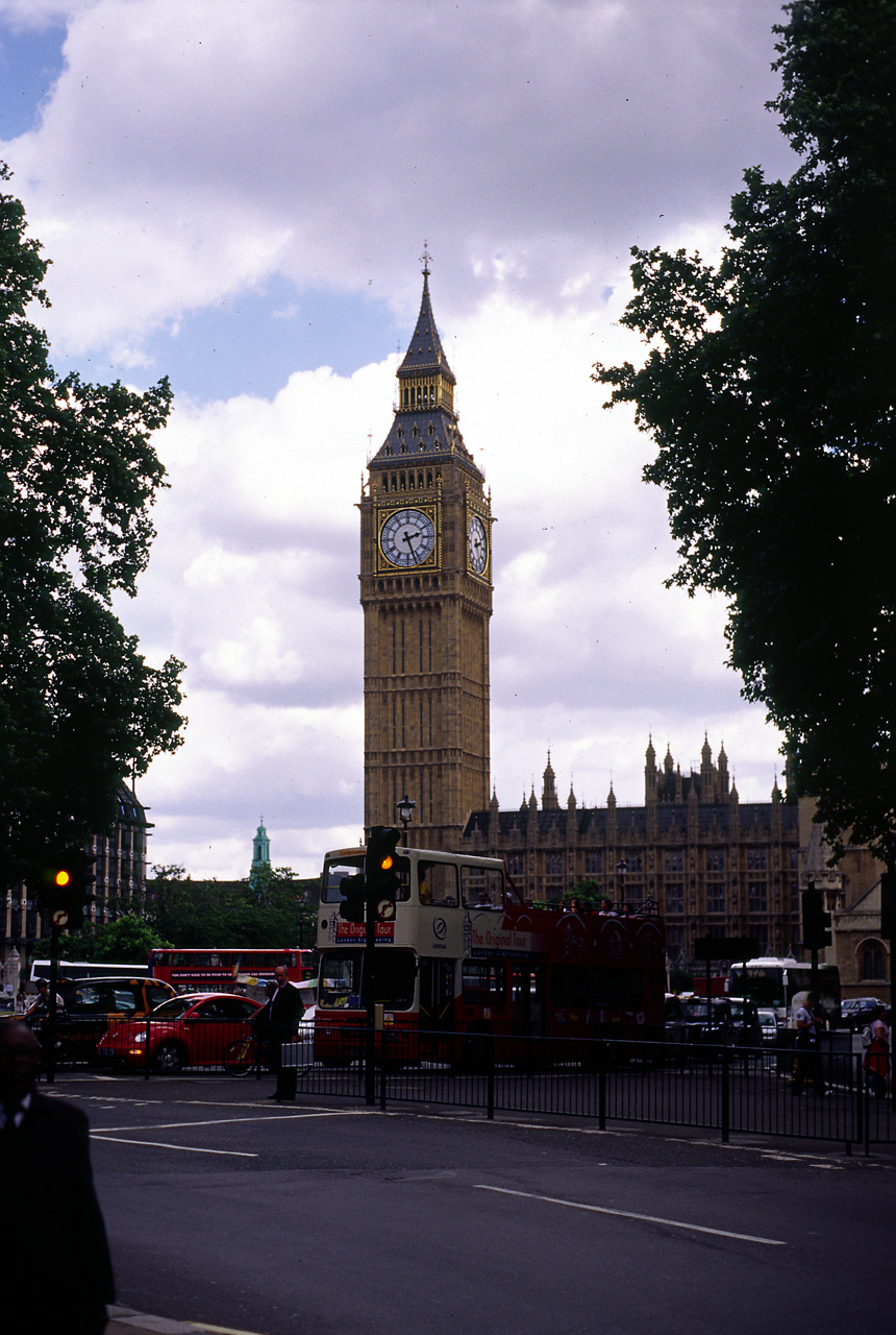 05-08-03, 022, Big Ben in London, UK