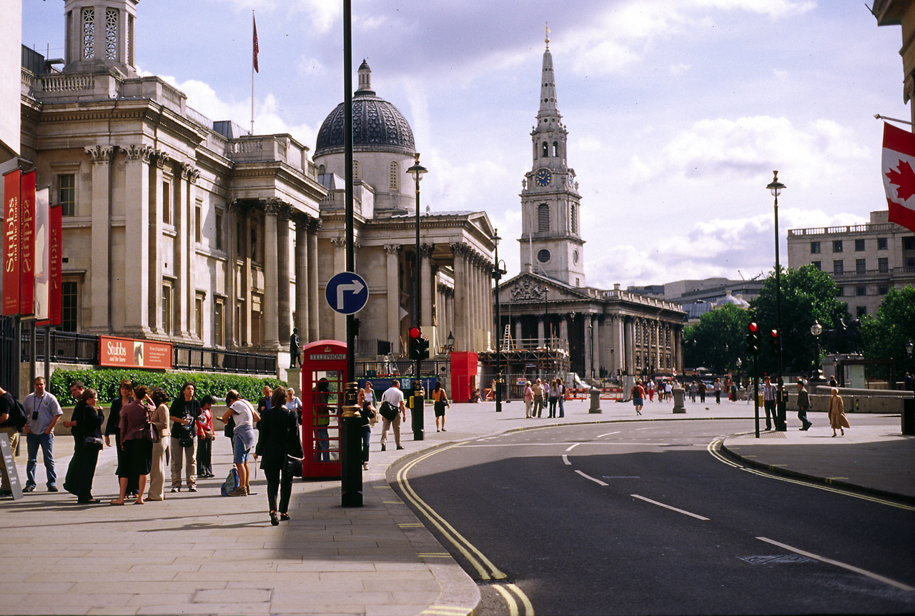 05-08-04, 052, Trafalgar Square  London, UK