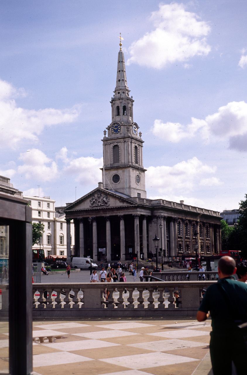 05-08-04, 056, St. Martin-in-the-Fields in Trafalgar Square, London, UK