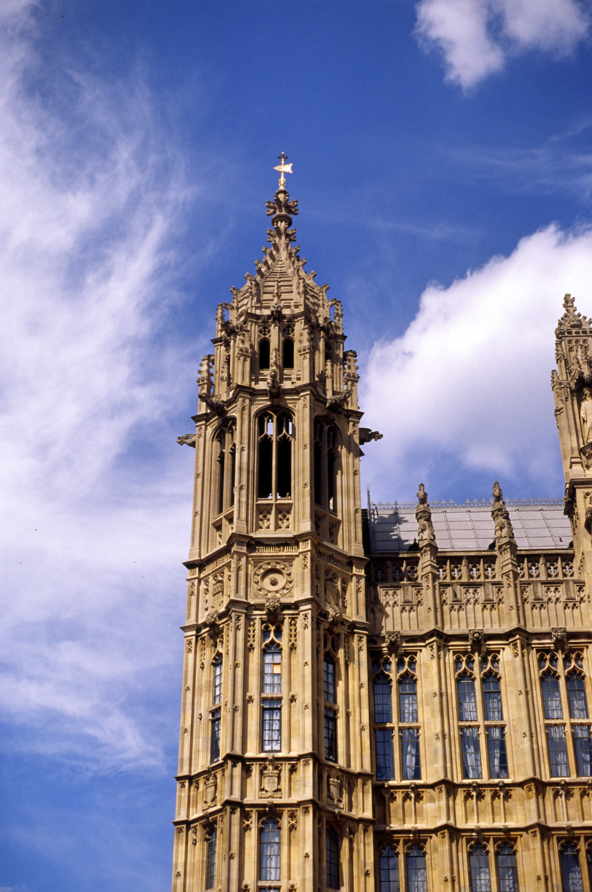 05-08-04, 083, The Parliment Building, London, UK