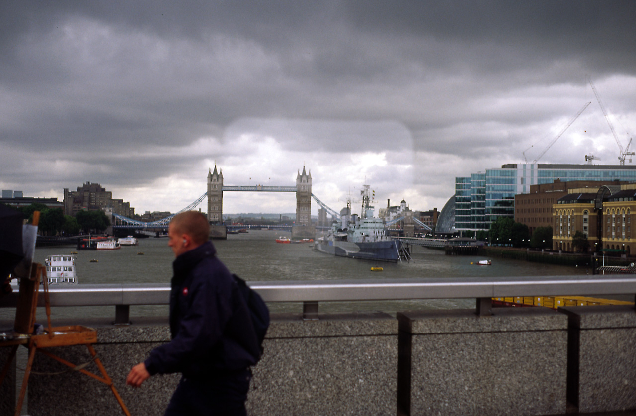 05-08-04, 094, Tower Bridge while crossing over the Thames, London, UK