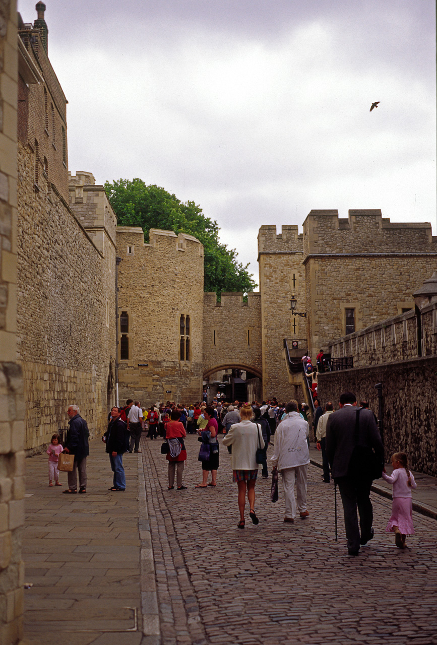 05-08-04, 097, Tower London, London, UK