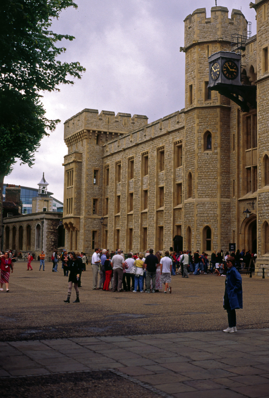 05-08-04, 102, Tower London, London, UK