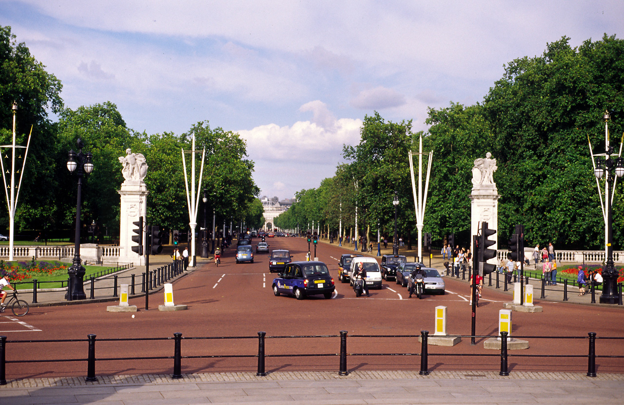 05-08-05, 136, Buckingham Palace, London, UK