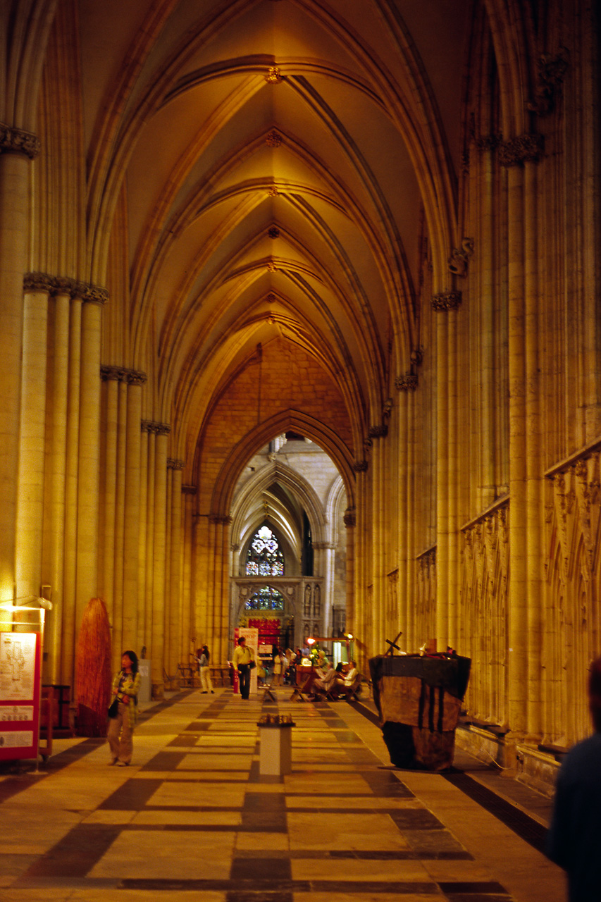 05-08-06, 166, York Minster Gothic Cathedral in York, UK