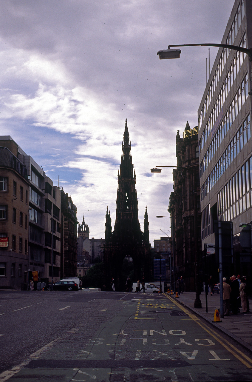 05-08-08, 211, Royal Mile, Edinburgh, Scotland - UK