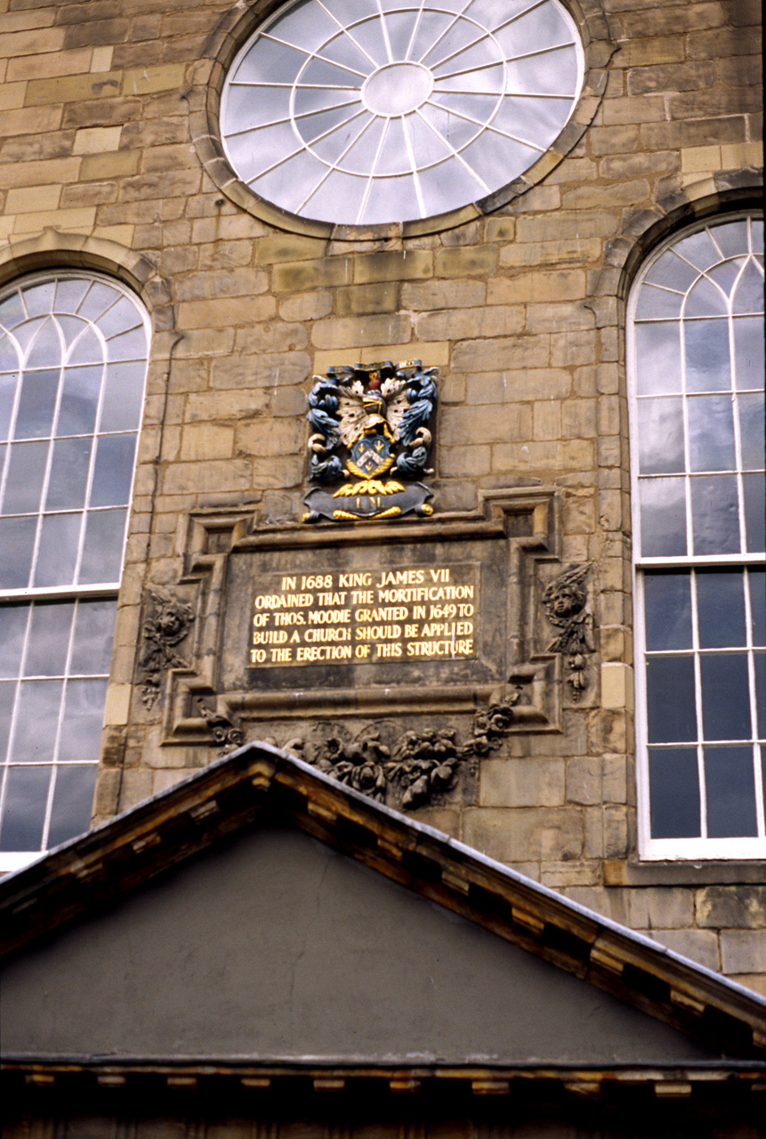 05-08-08, 212, Holyrood House, Edinburgh, Scotland - UK