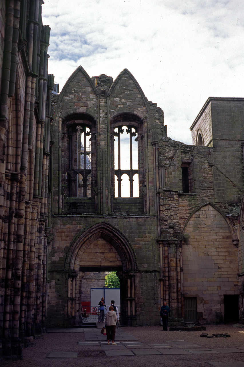 05-08-08, 218, Holyrood House, Edinburgh, Scotland - UK