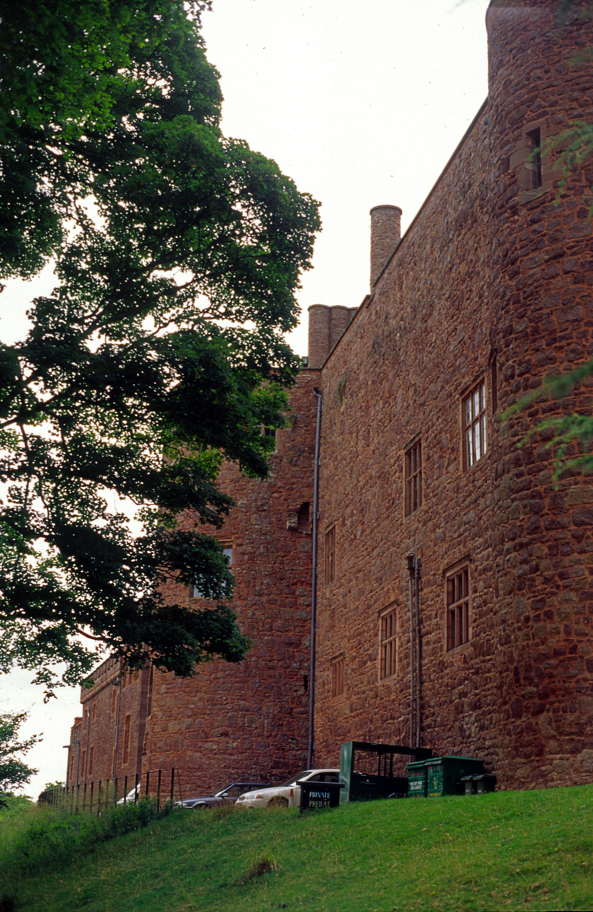 05-08-10, 253, Castle, Wales - UK