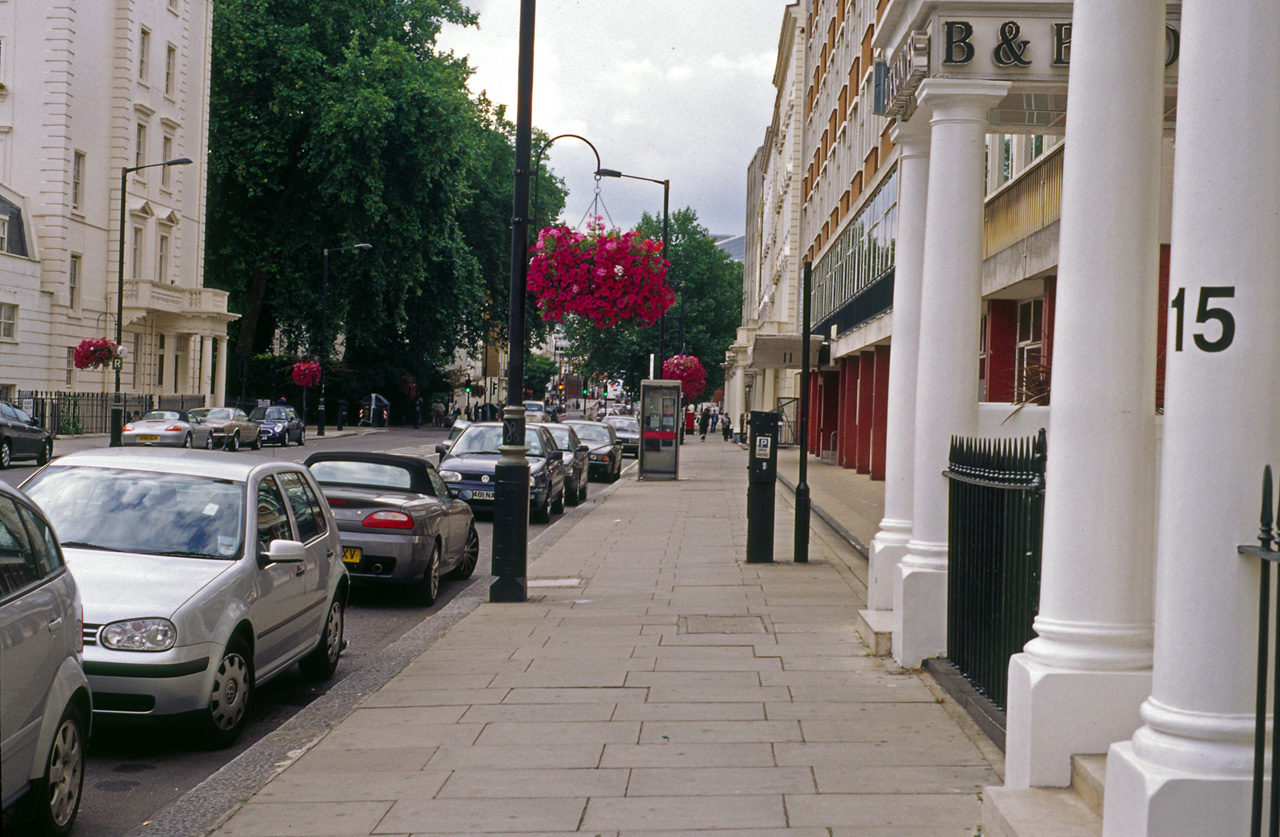 05-08-12, 297, Hotel Winchester, London, UK