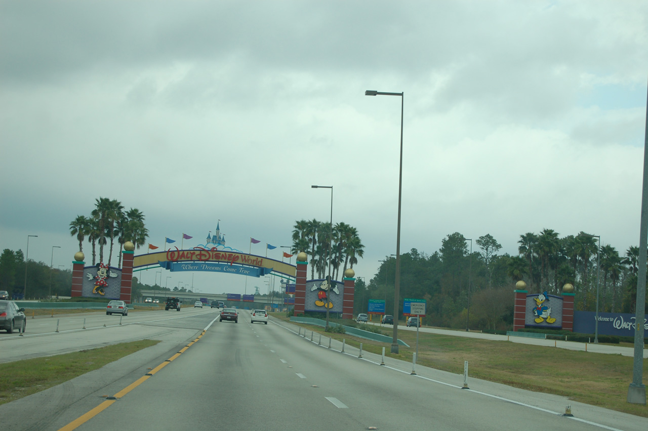 07-02-27, 001, Entrance, DisneyWorld, FL