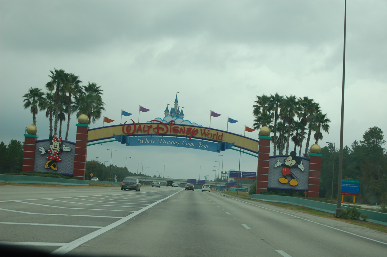 07-02-27, 002, Entrance, DisneyWorld, FL