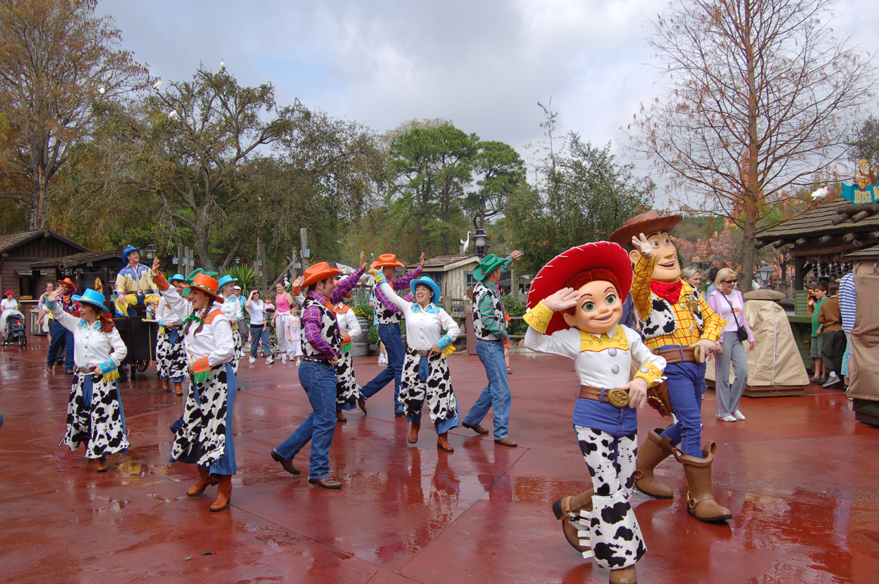 07-02-27, 049, Woody in Frontierland, DisneyWorld, FL