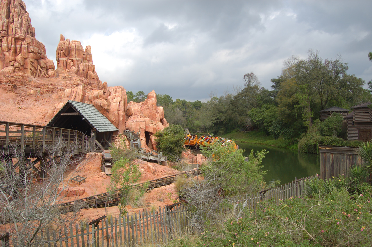 07-02-27, 080, Big Thunder Rail Frontierland, DisneyWorld, FL