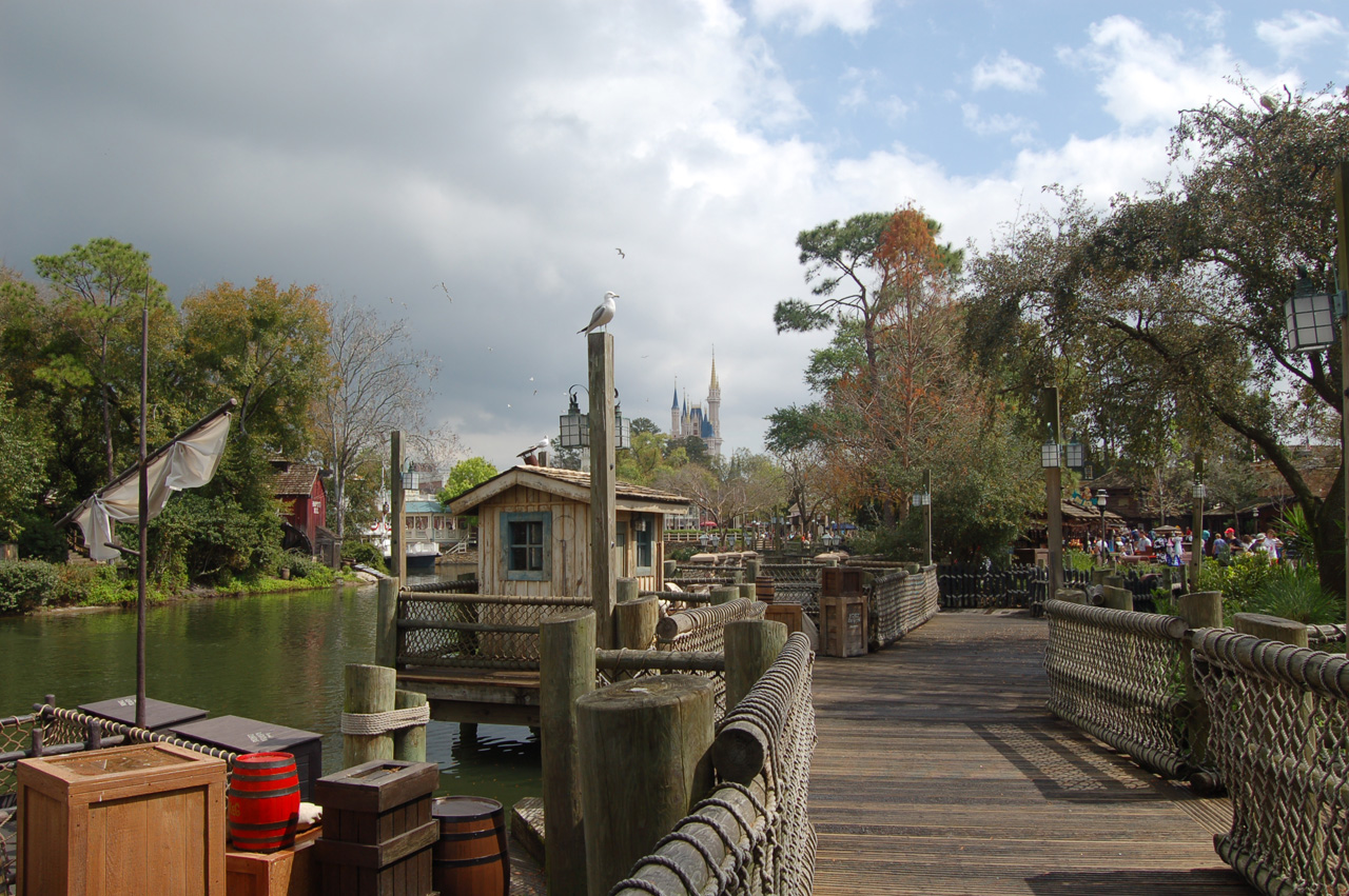 07-02-27, 084, Frontierland, DisneyWorld, FL