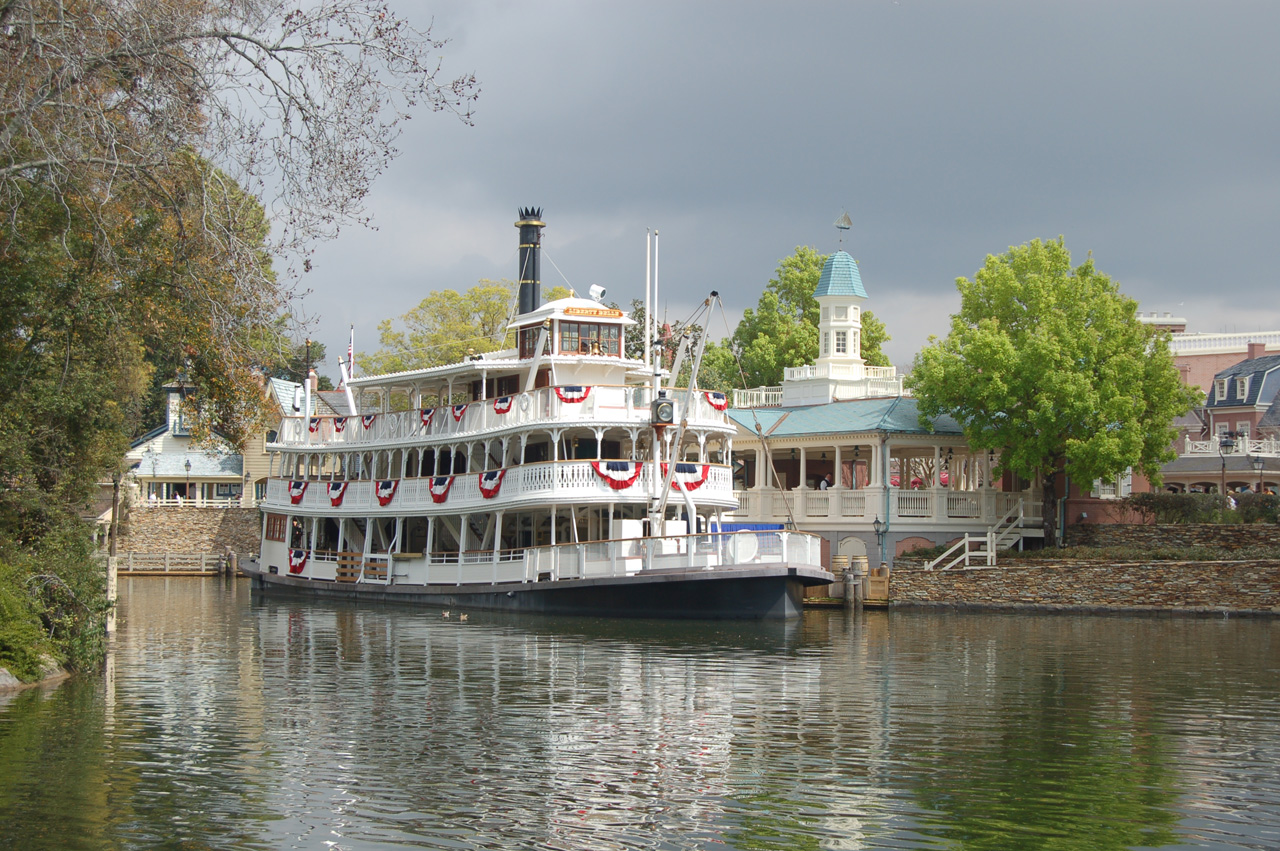 07-02-27, 088, Riverboat, DisneyWorld, FL