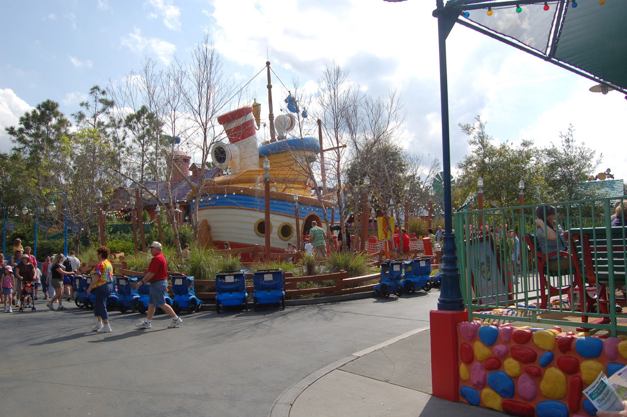 07-02-27, 183, Mickey's Toontown, DisneyWorld, FL