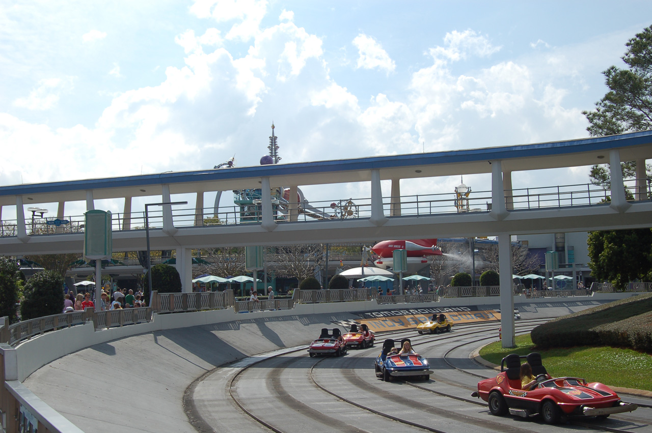 07-02-27, 187, Car ride in Tomorrowland, DisneyWorld, FL