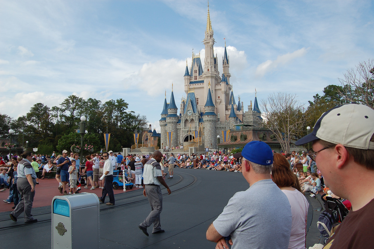 07-02-27, 206, Disney Parade, DisneyWorld, FL