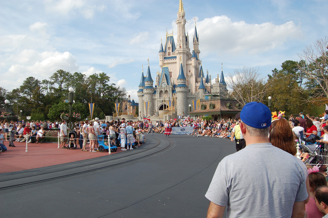 07-02-27, 207, Disney Parade, DisneyWorld, FL