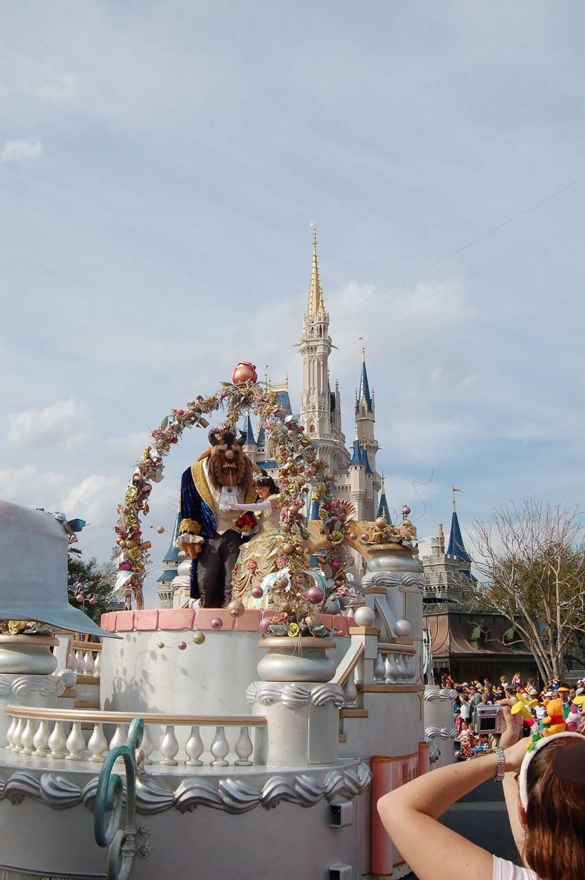 07-02-27, 243, Disney Parade, DisneyWorld, FL