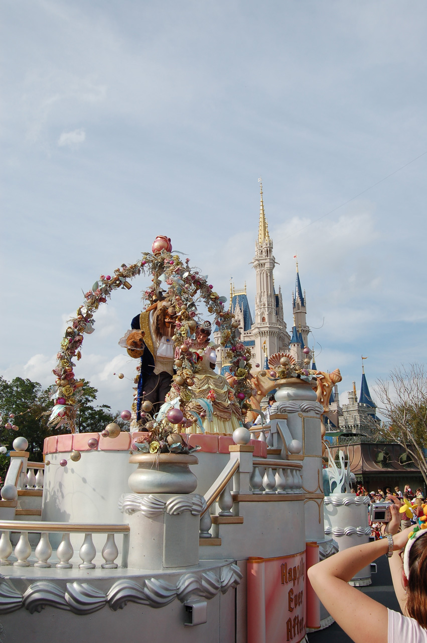 07-02-27, 245, Disney Parade, DisneyWorld, FL