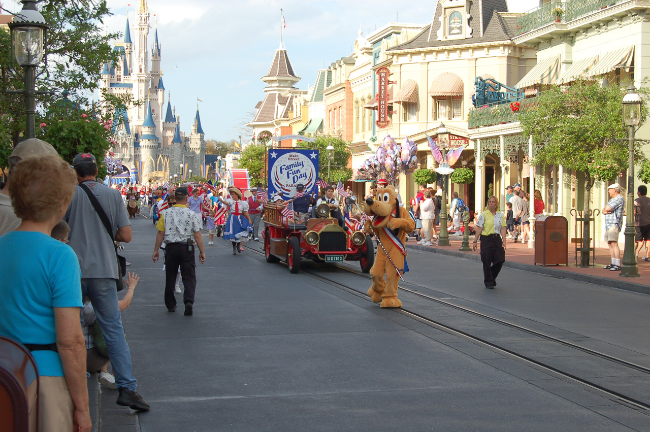 07-02-27, 270, Main Street, DisneyWorld, FL