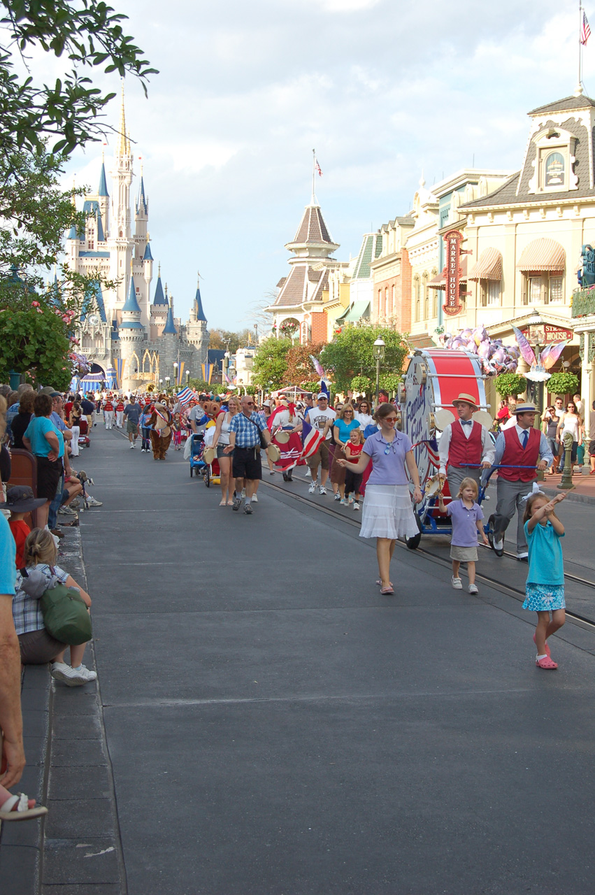 07-02-27, 271, Main Street, DisneyWorld, FL