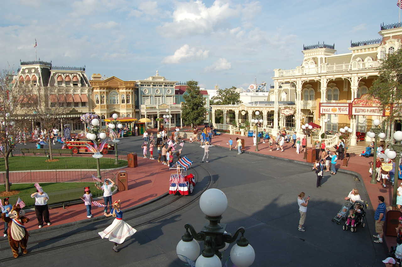 07-02-27, 275, Main Street, DisneyWorld, FL