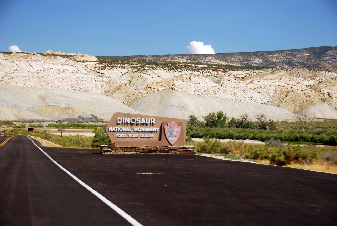 07-08-15, 039, Welcome to Dinosaur National Monument, Utah