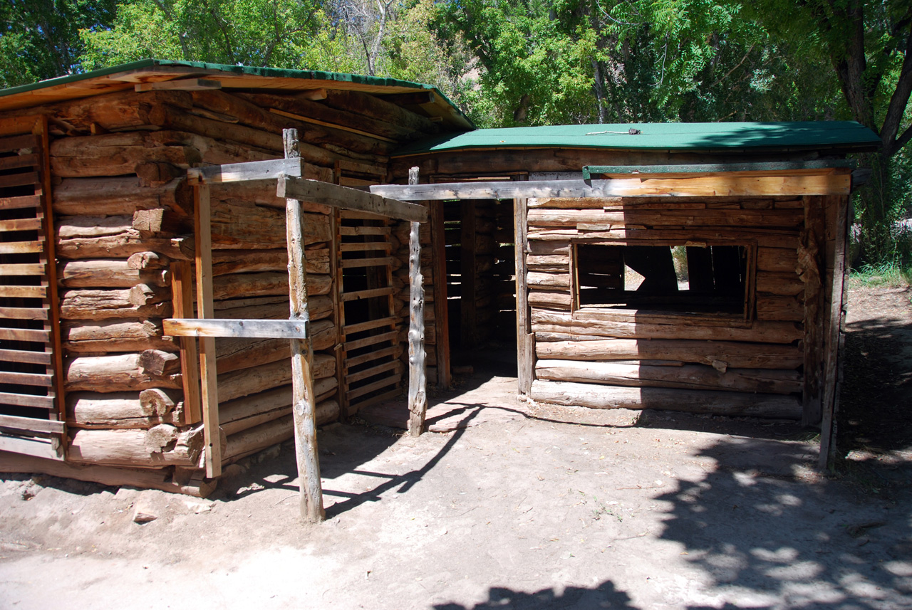 07-08-15, 126, Morris Cabin Dinosaur National Monument, Utah