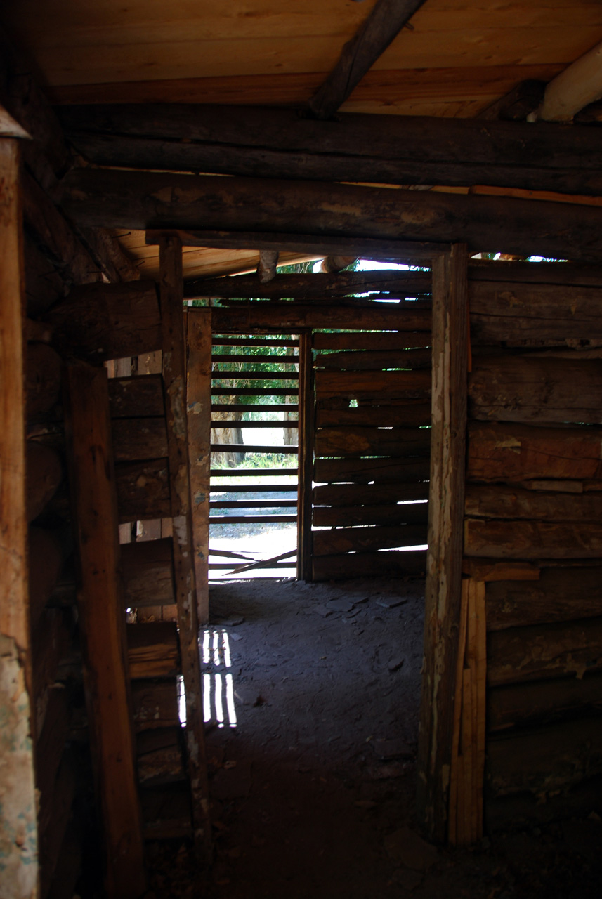 07-08-15, 129, Morris Cabin Dinosaur National Monument, Utah