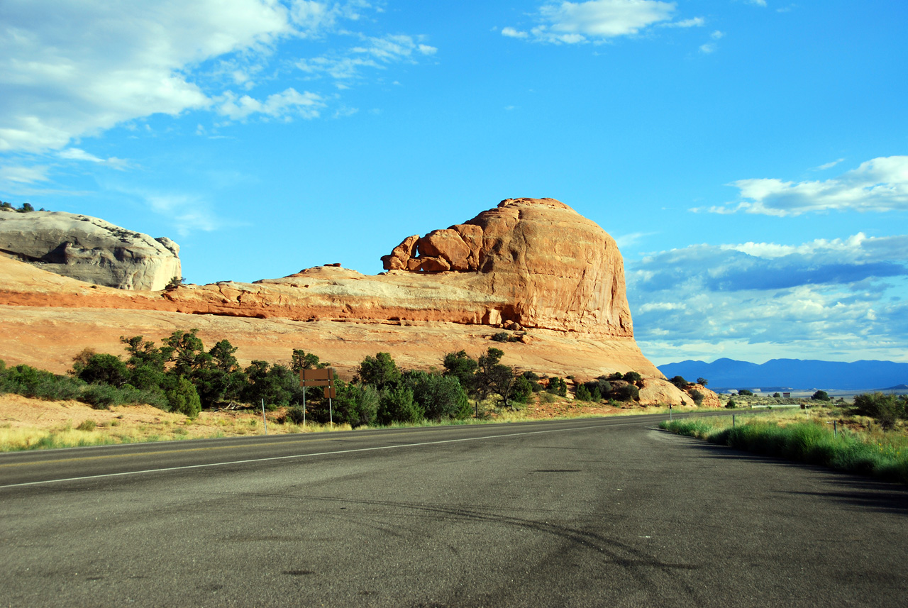 07-08-16, 494, Along Rt 191 in Utah