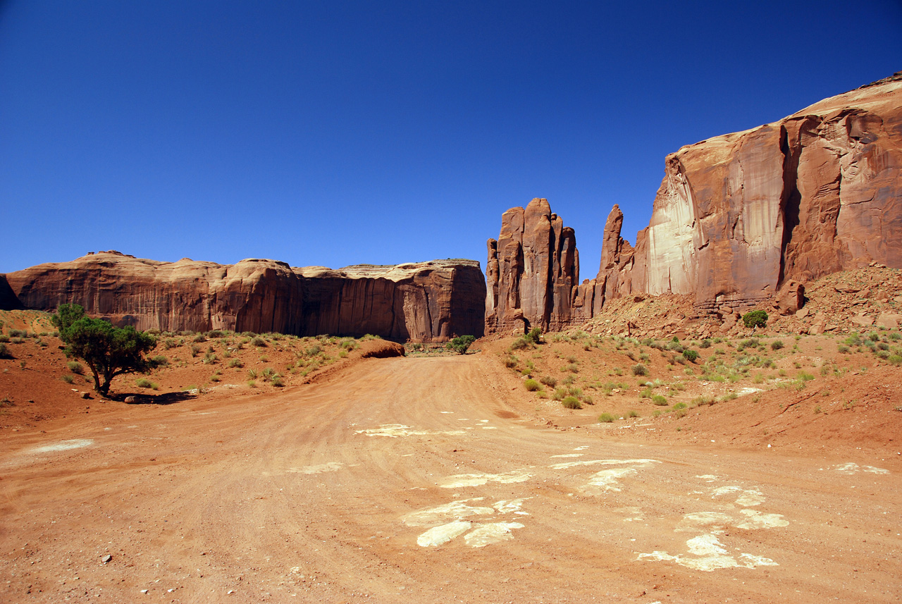 07-08-18, 090, Monument Valley Navajo Tribal Parl, Utah