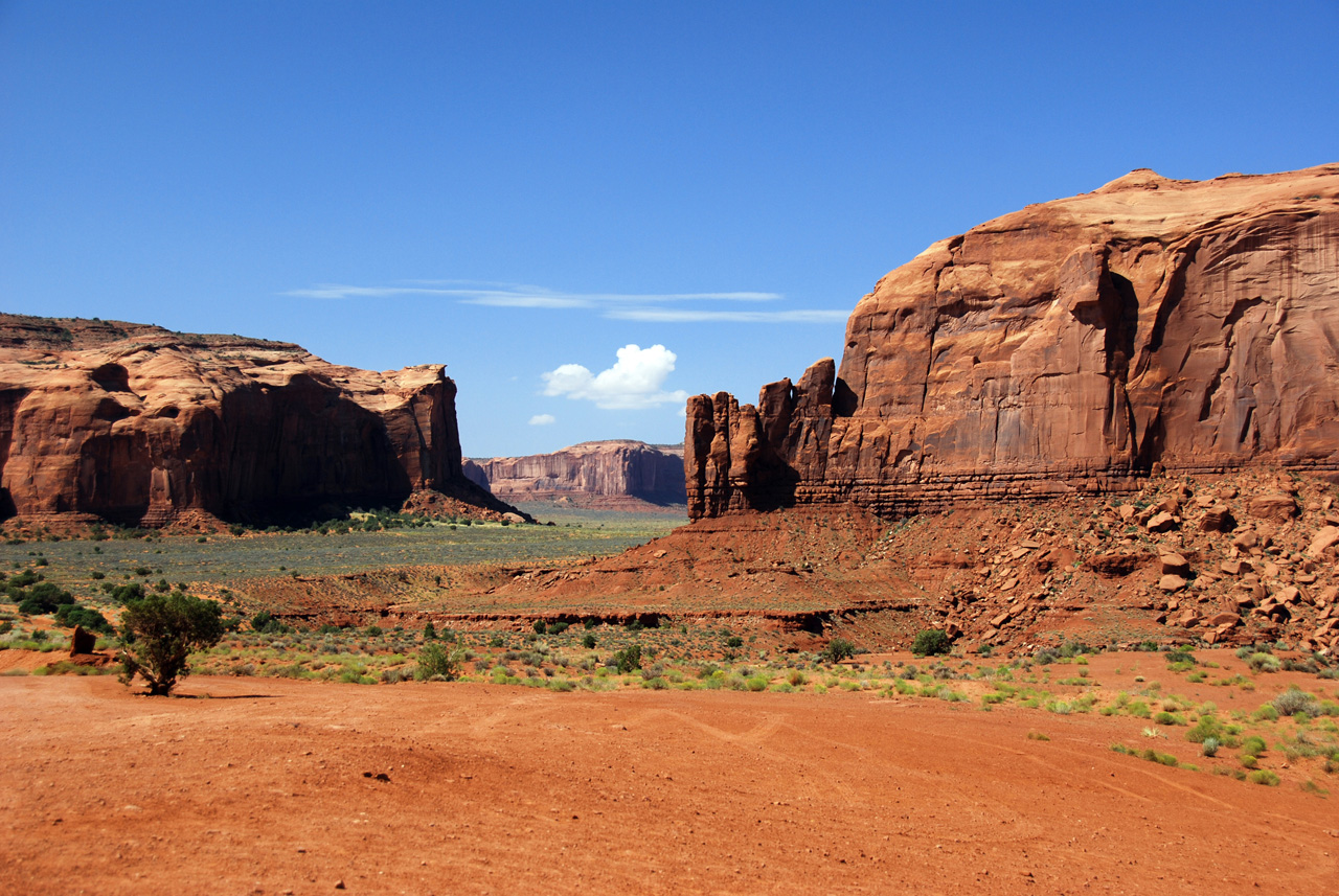 07-08-18, 117, Monument Valley Navajo Tribal Parl, Utah