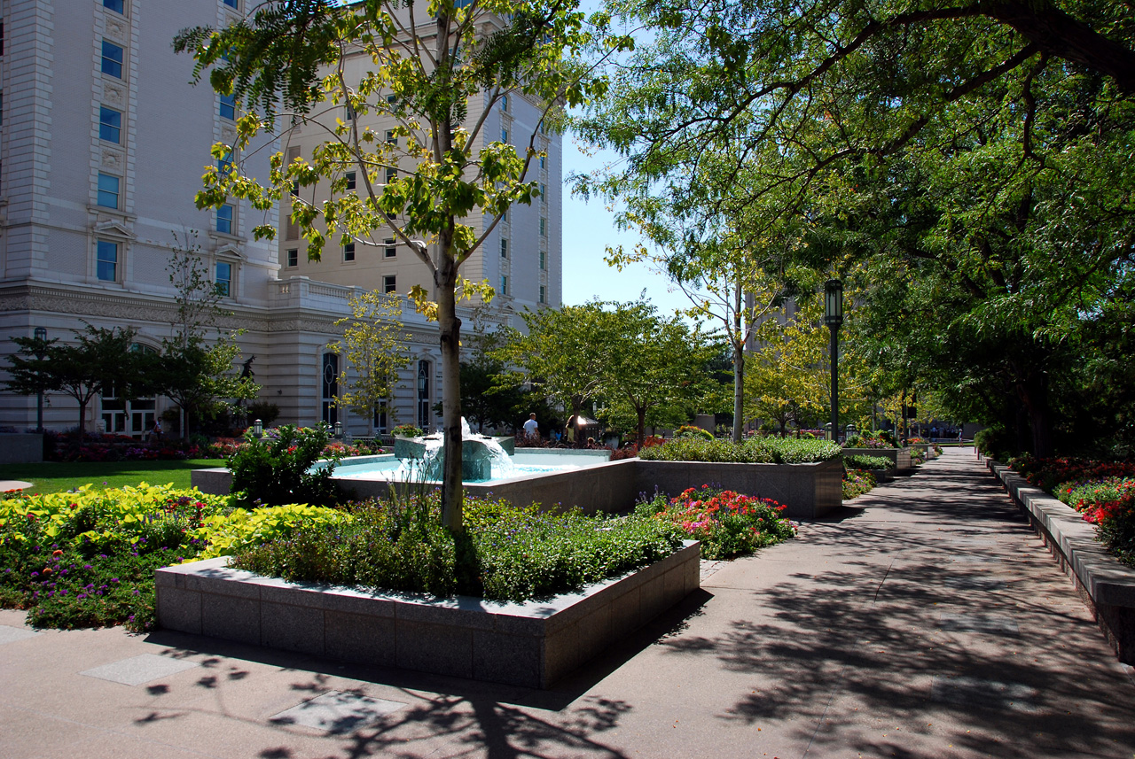 07-08-25, 098, Temple Square, Salt Lake City, Utah